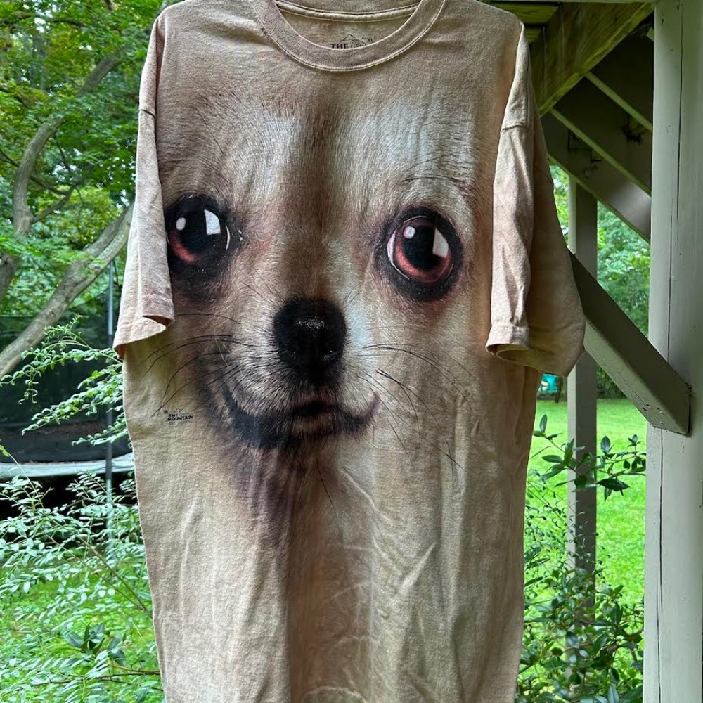 Authentic The Mountain Chihuahua T Shirt XL